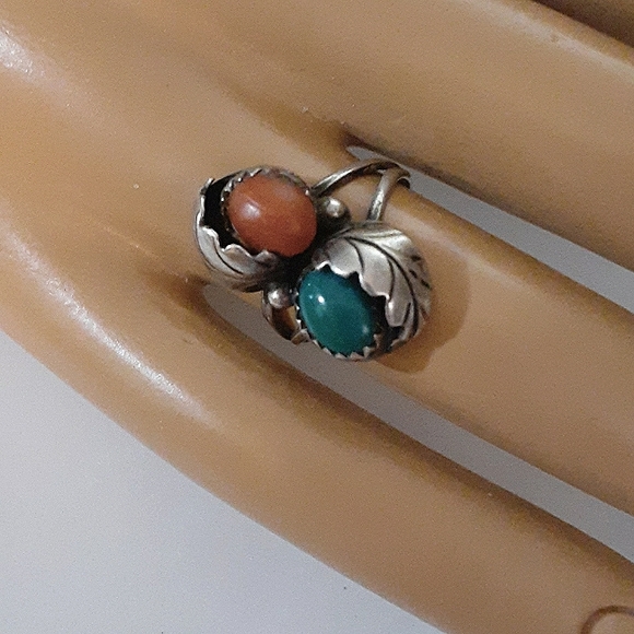 Vintage Jewelry - SOLD VTG 🧡 REAL Coral & Malachite Sterling Ring